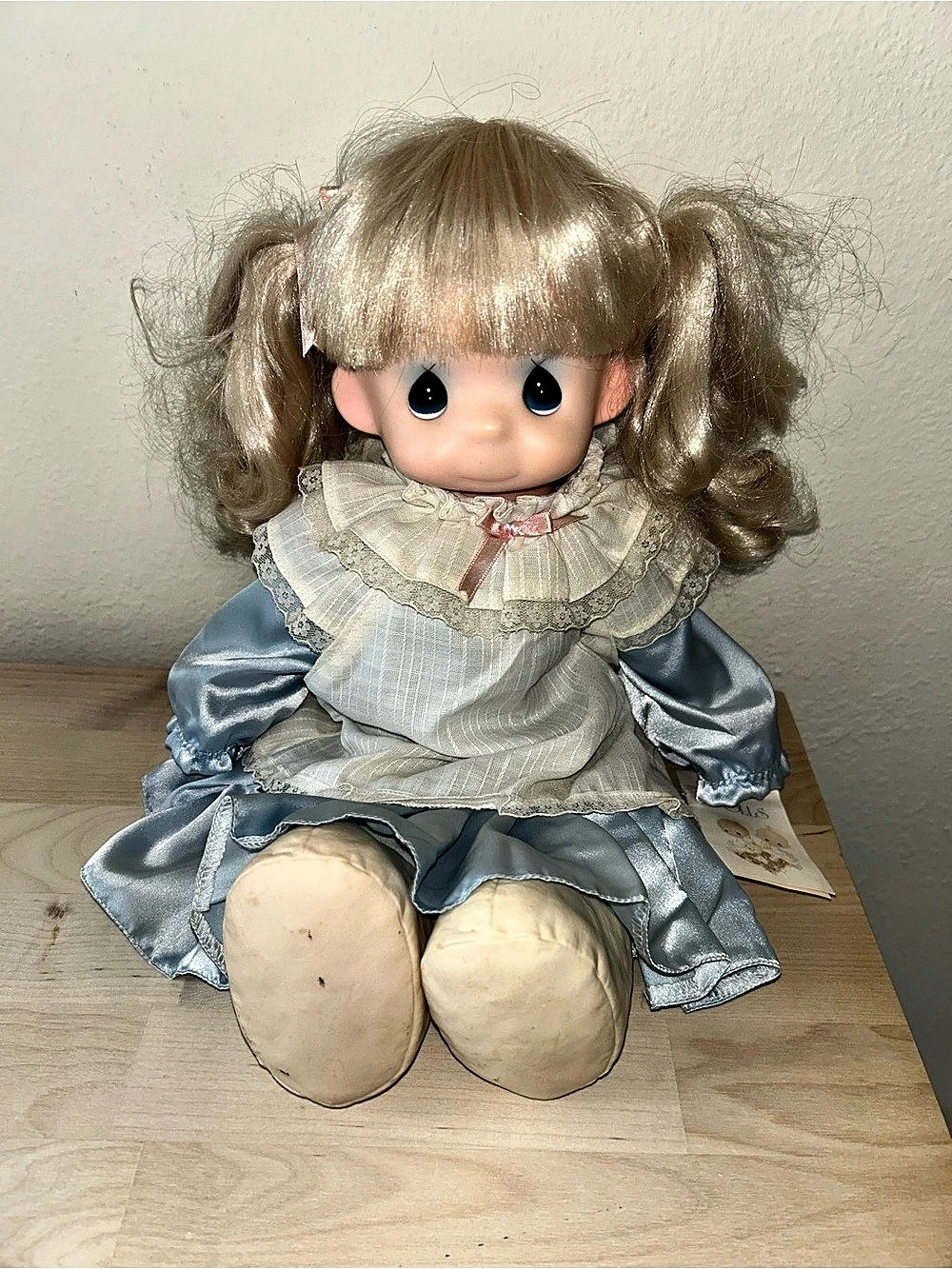 Precious Moments Missy Doll - Love Is Kind Blue & White